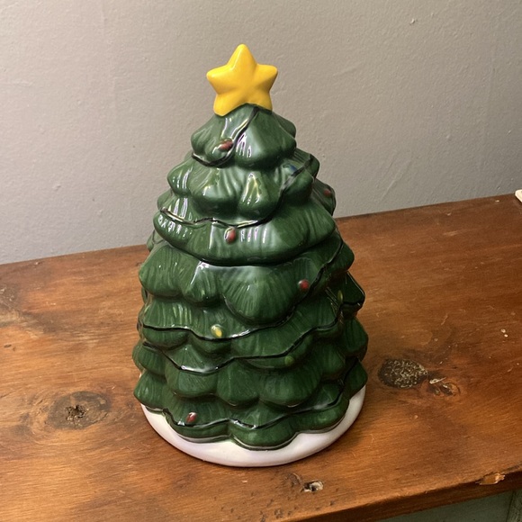 NWT- Stunning Holiday Christmas Tree 🎄with Lights Ceramic Cookie Jar Decoration - Picture 14 of 17